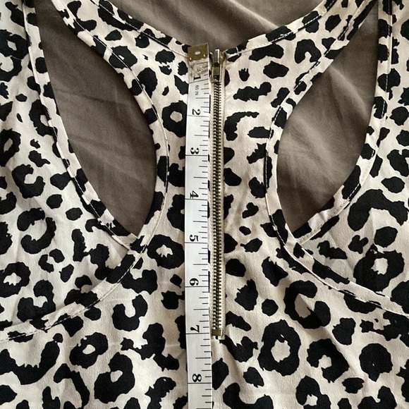 Razor back cheetah print top - Picture 8 of 8